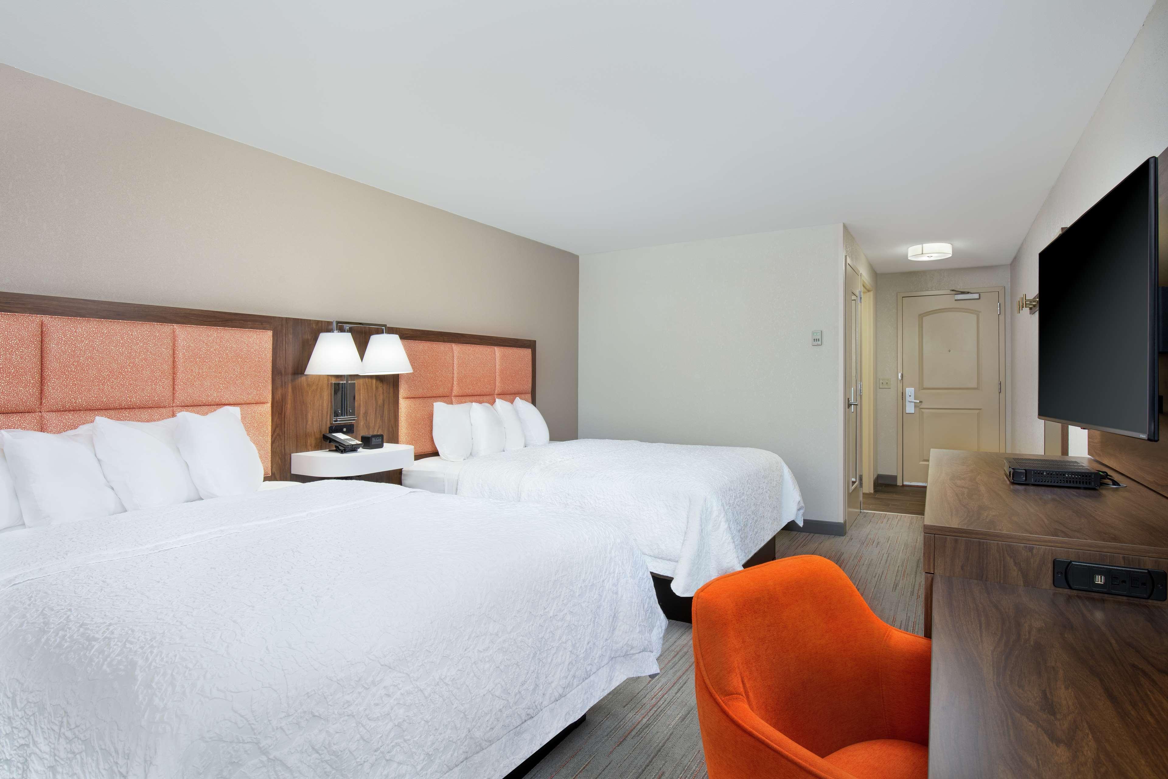 Newly Renovated Hampton Inn Omaha West Lakeside Ngoại thất bức ảnh