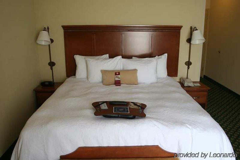 Newly Renovated Hampton Inn Omaha West Lakeside Ngoại thất bức ảnh